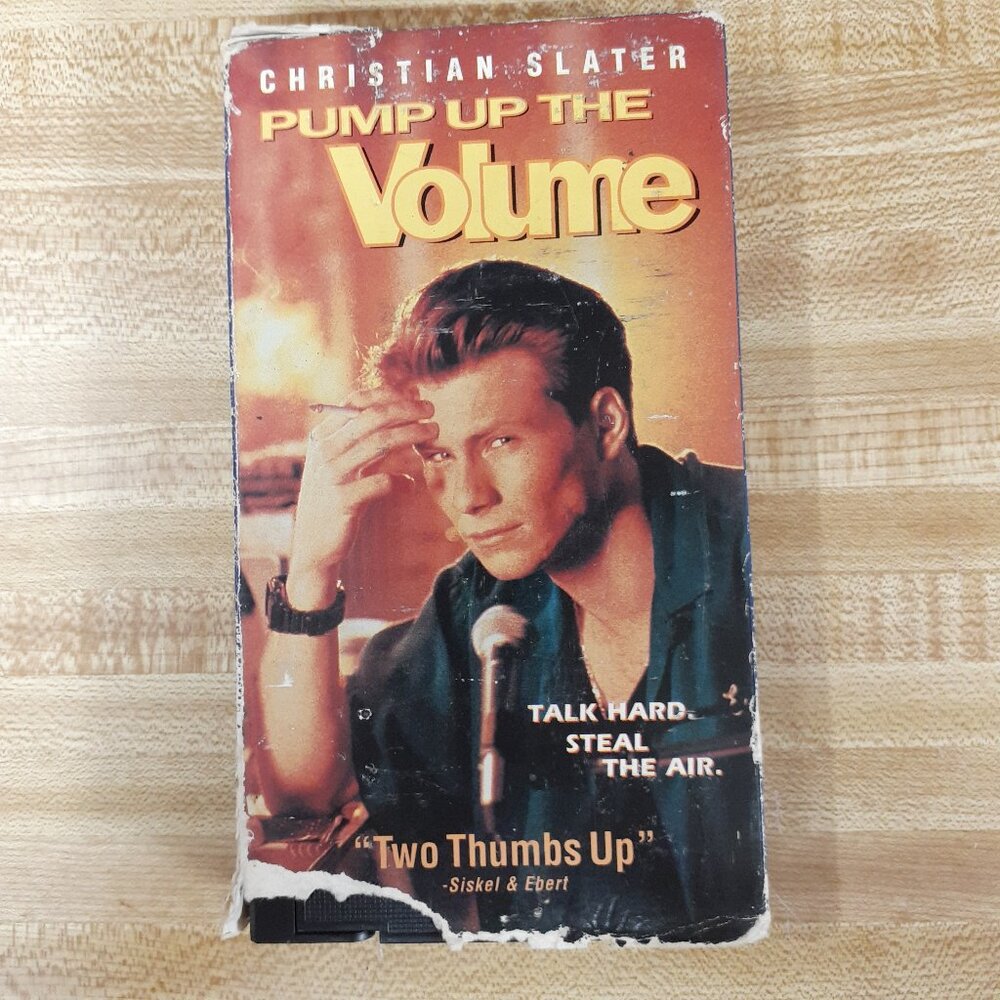 Pump Up the Volume 1990 VHS Christian Slater Samantha Mathis Seth Green Zappa